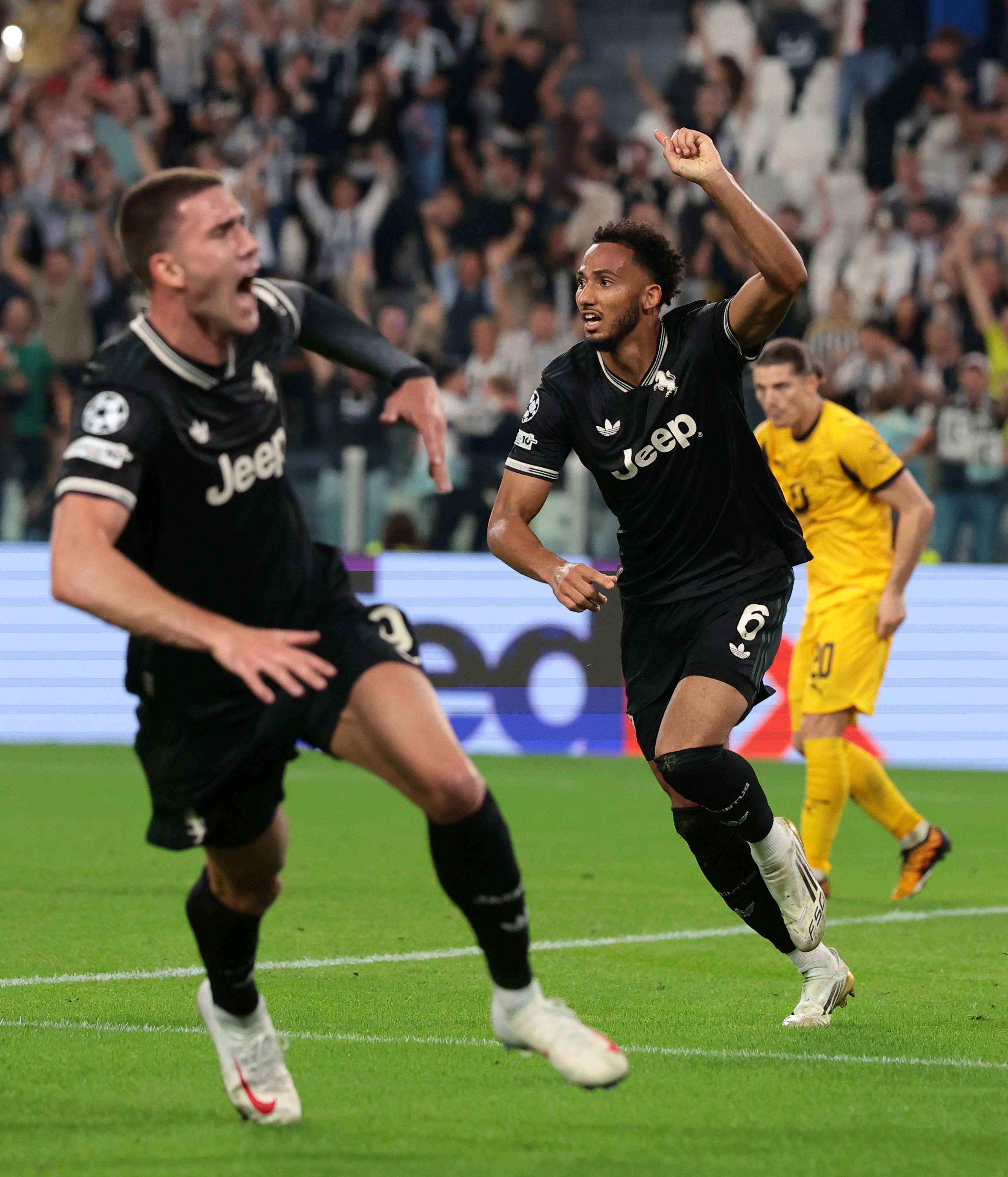 关于热刺逼平皇马,憾失欧冠决赛资格的信息 关于热刺逼平皇马,憾失欧冠决赛资格的信息