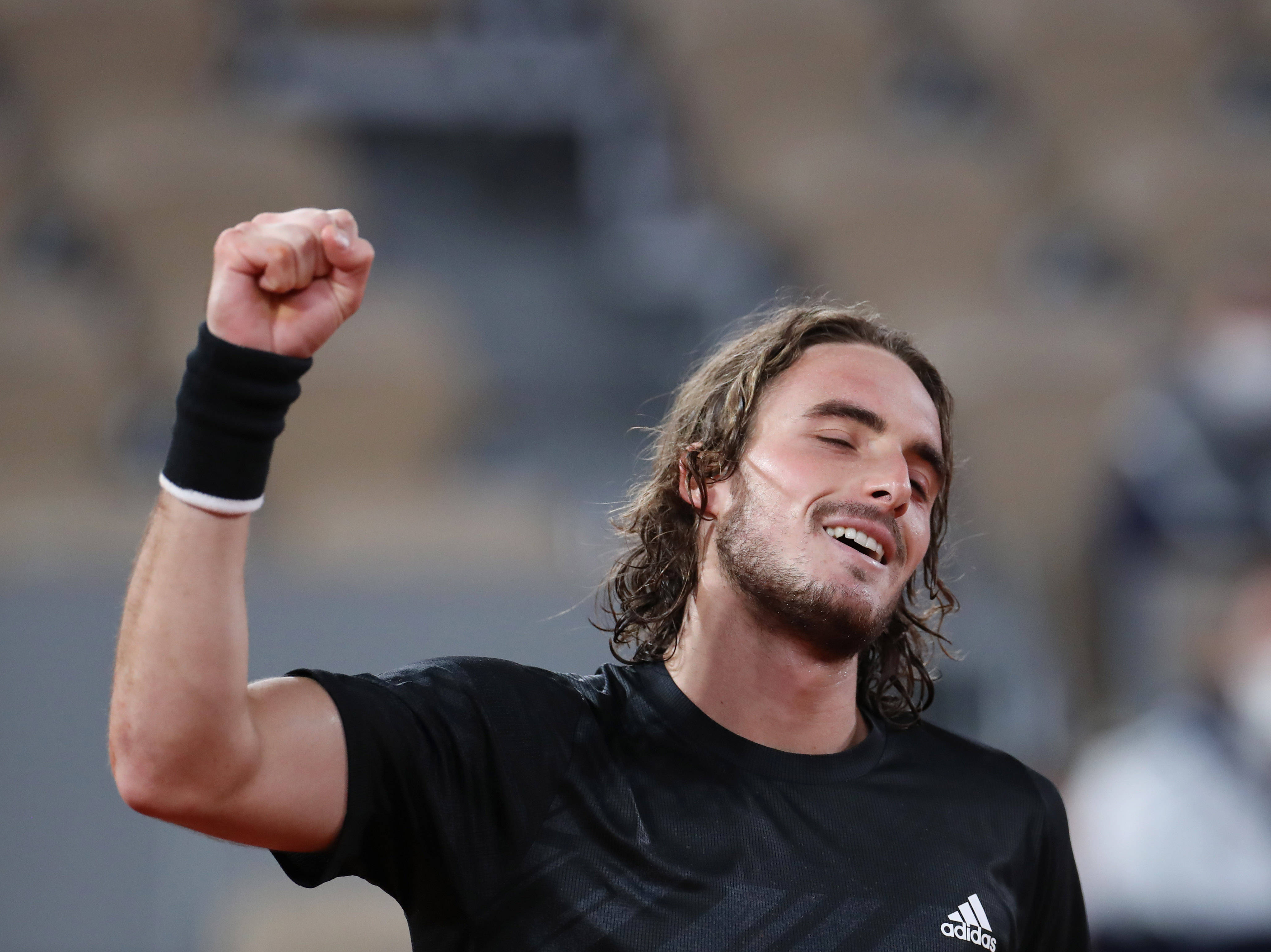 开云体育入口-包含英国网球队翻盘德国网球队,西西帕斯打破历史纪录的词条