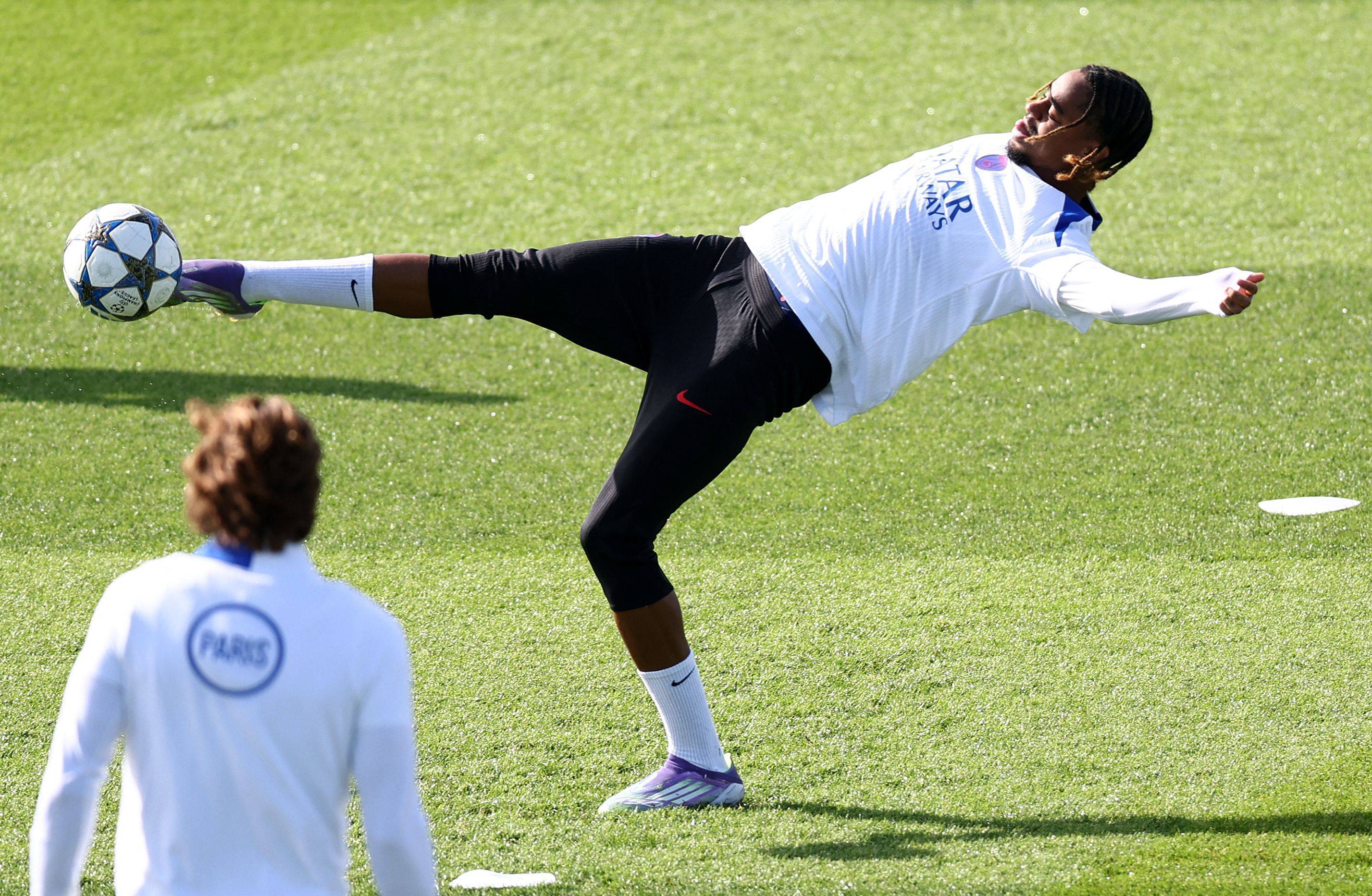 开云体育平台APP-关于巴黎圣日耳曼小将表现出色,或将成为欧冠新秀!的信息