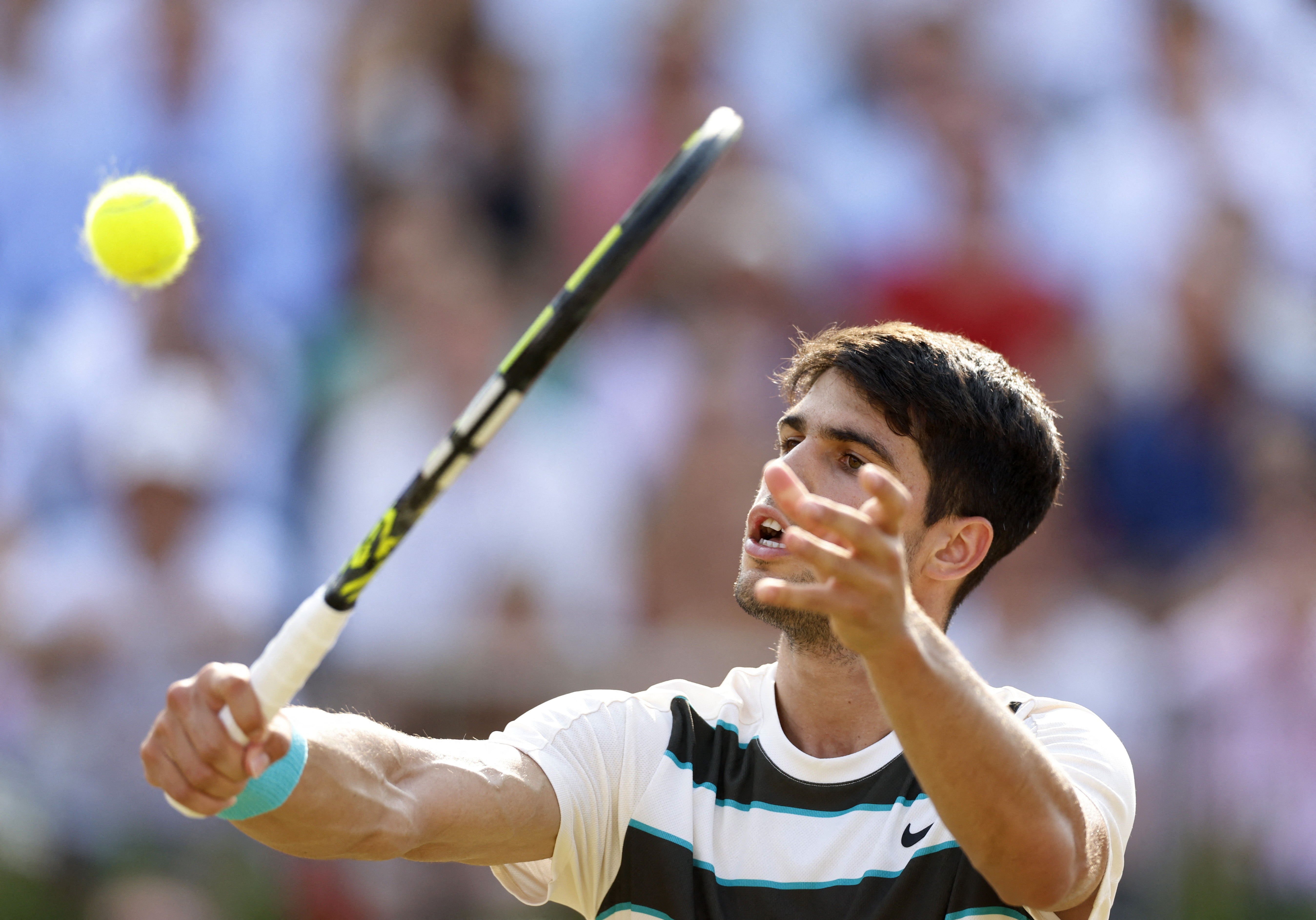 开云体育登录-澳网翻盘拉沃尔杯，阿尔卡拉斯点燃赛场