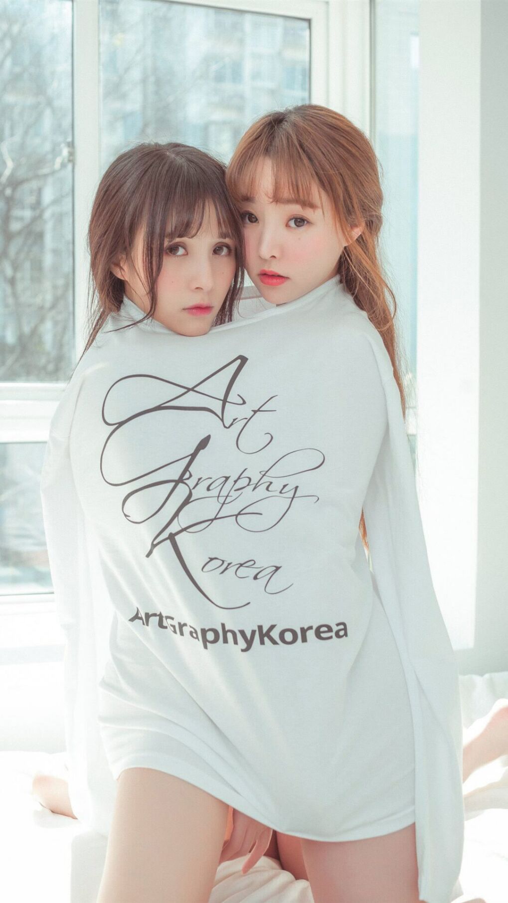 开云-破碎的玻璃与滚烫的沙，当皮克的红牌粉碎了秩序，卡塔尔在秩序的裂隙中升起